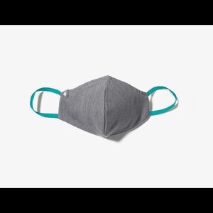 FIGS Facemask (Graphite)